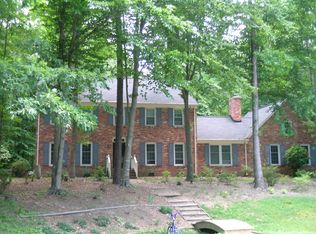 425 Hempstead Rd, Williamsburg, VA 23188