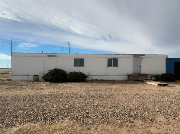 2 Hawaii Ct, Moriarty, NM 87035
