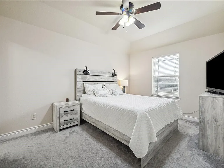 2960 Gibbons Hill Ln — Photo 25