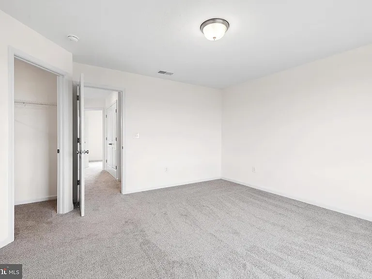 3807 Castle Dr #1 — Photo 16
