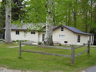 1st image of 5988 N Orchard Ln
