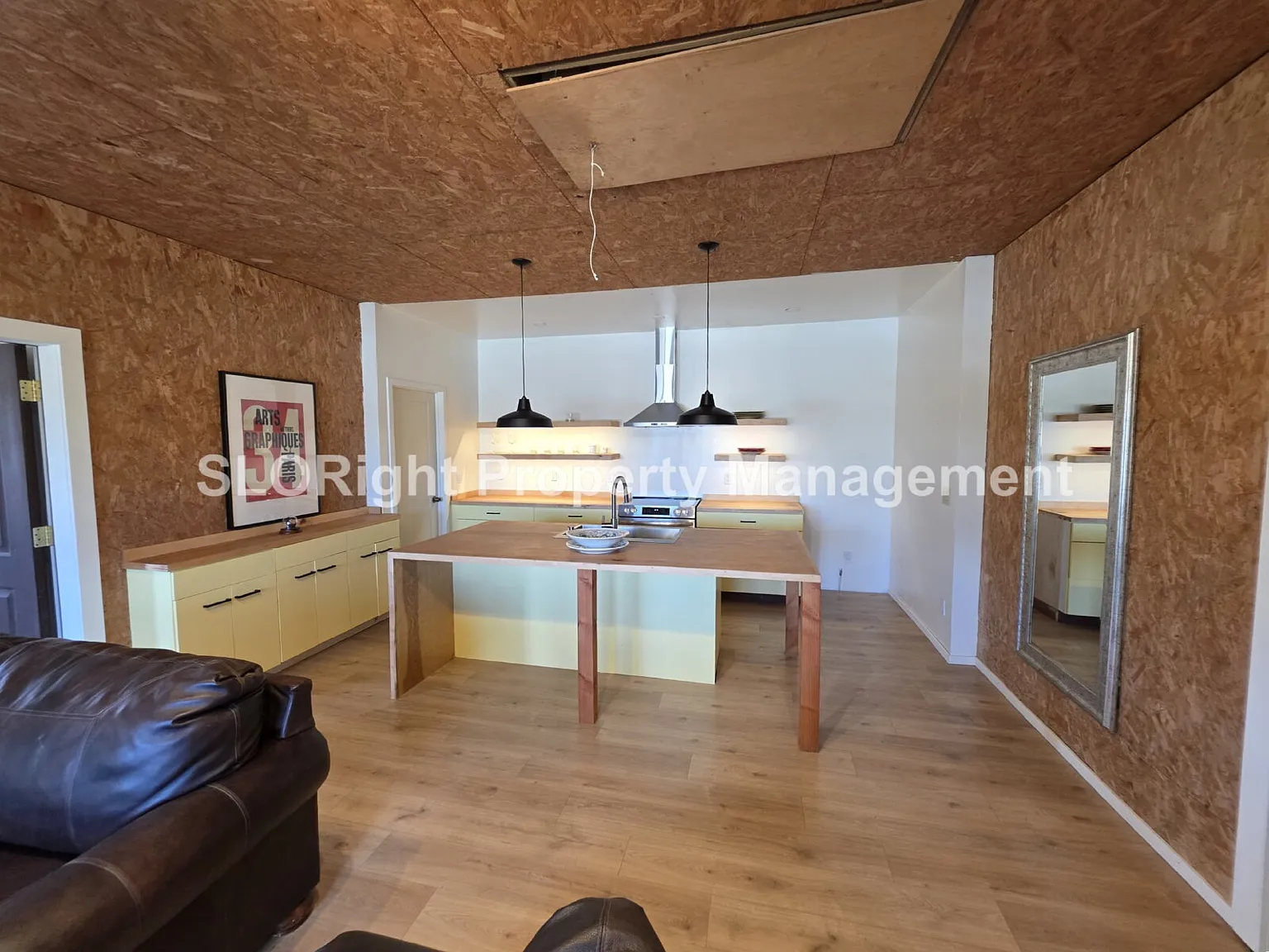 2 bed, 2.0 bath, $3,000 — Photo 2