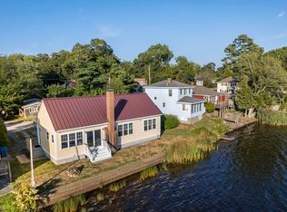 29 Ocean Ave, Halifax, MA 02338