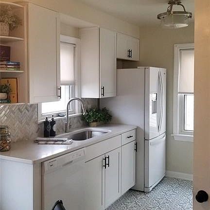 5th image of 12316 Wayland Ave