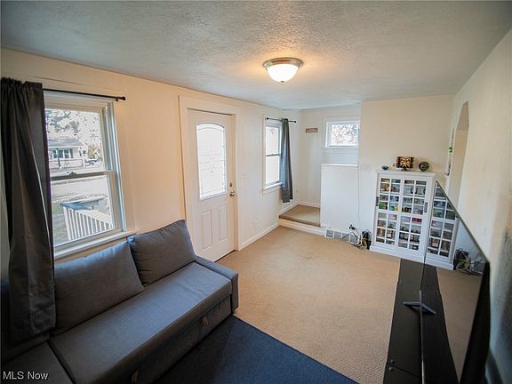 4th image of 3948 Miner Dr