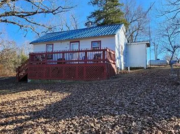 411 11th St, Crocker, MO 65452