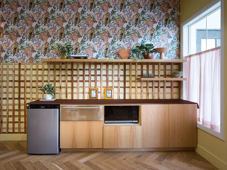 Elara — Photo 20