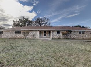 281 Verde Hills Dr, Center Pt, TX 78010