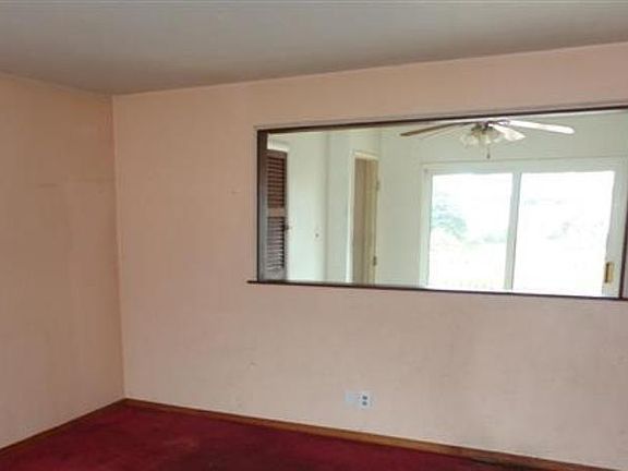 4th image of 2104 Melon Dr
