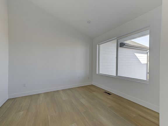 3rd image of 780 S Chancelor Way #111