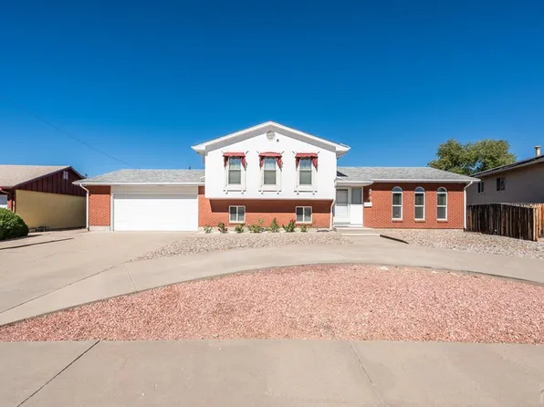 55 Normandy Cir, Pueblo, CO 81001