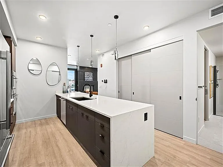 116 S 3rd St #506 — Photo 9