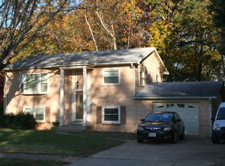 14305 Fallbrook Ln, Woodbridge, VA 22193