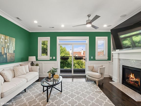 2nd image of 2721 N Southport Ave #3