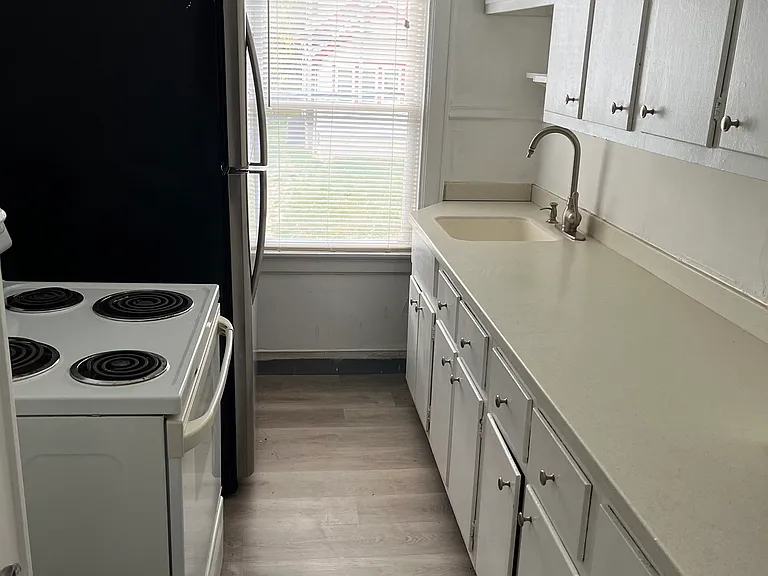 3001 Bellewood Ave — Photo 6