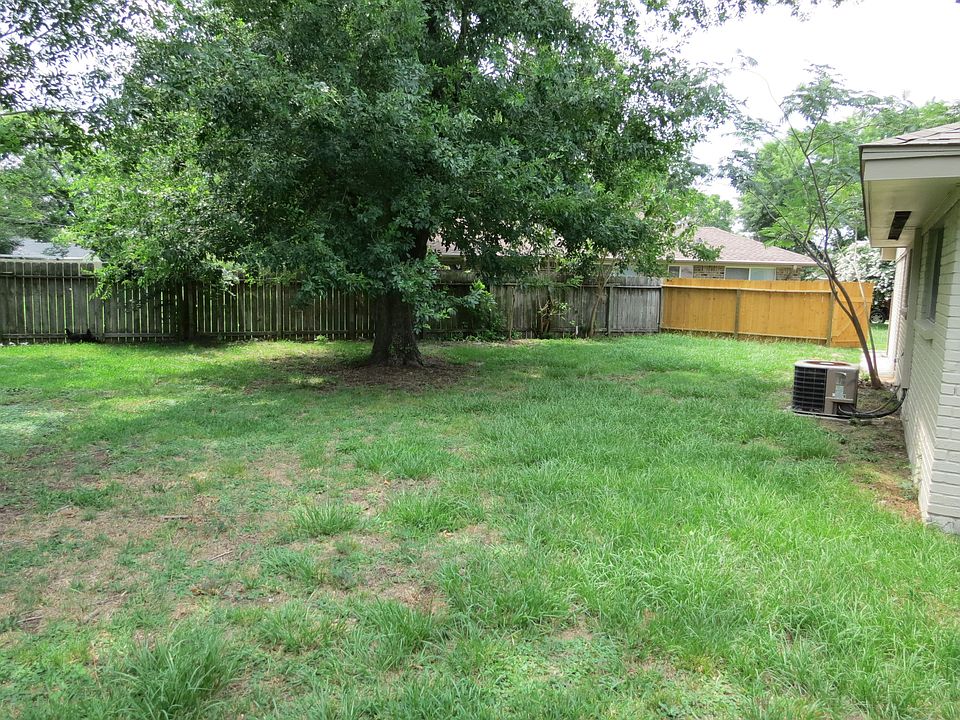 2nd image of 170 Hardwicke Rd