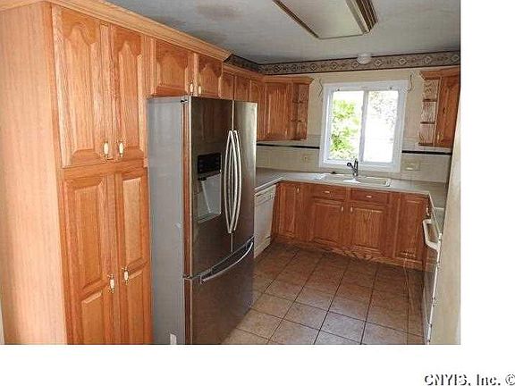 3rd image of 303 Columbus Ave