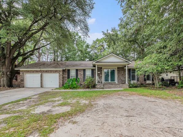 110 Three Iron Dr, Summerville, SC 29483