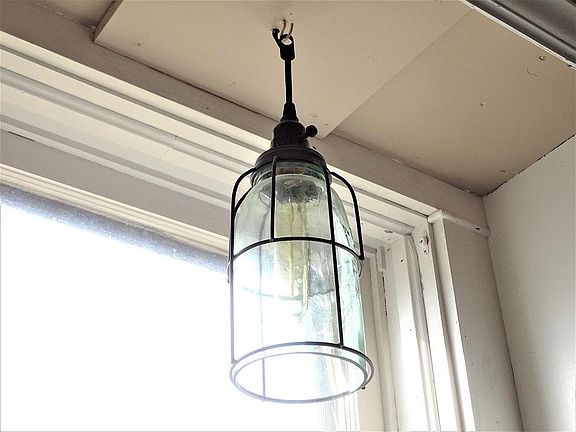 Lighting Details