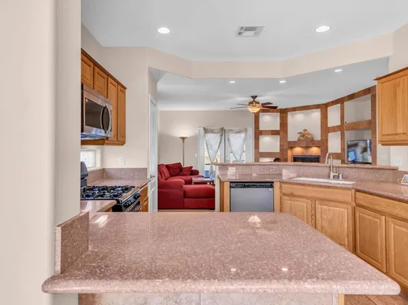 67150 Pasatiempo Dr, Desert Hot Springs, CA 92240