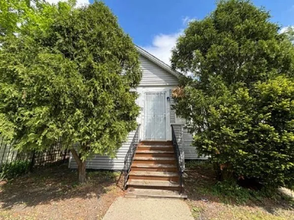 10731 S Eggleston Ave, Chicago, IL 60628