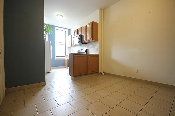 Rented by Nooklyn NYC LLC | media 1