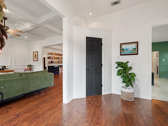 3rd image of 4505 Long Island Ln
