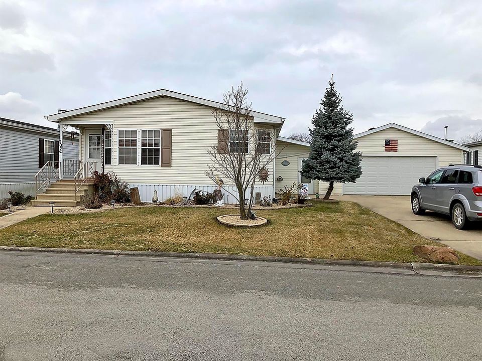 1st image of 102 Norway Dr #102