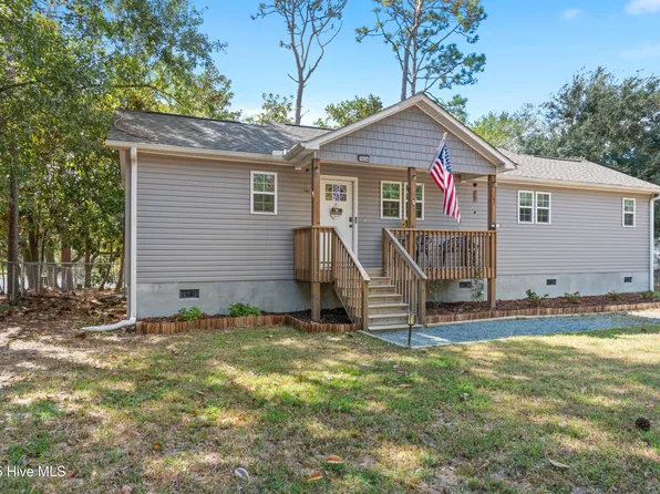 1034 Bayside Lane, Southport, NC 28461