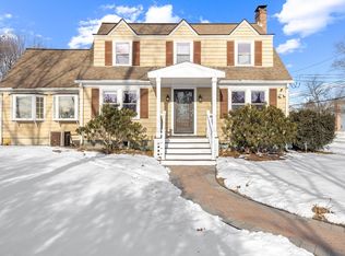 10 Bernard St, Lexington, MA 02420
