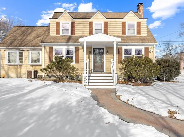 10 Bernard St, Lexington, MA 02420