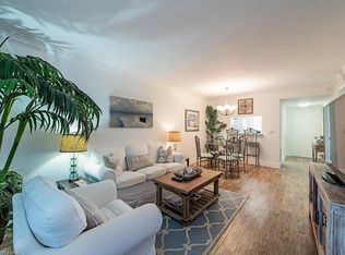 3030 Binnacle Dr APT 105, Naples, FL 34103