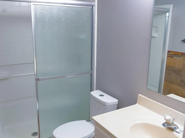 1006 Sheffield Dr — Photo 17