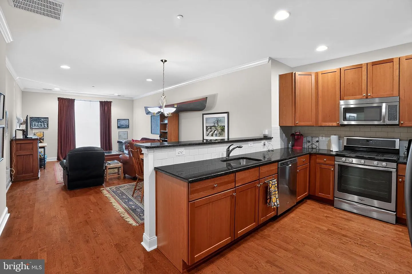 700 Commodore Ct Unit 2705 photo 1