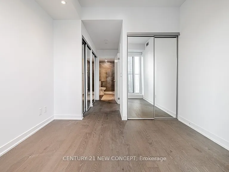 1926 A Lake Shore Blvd W #3010 — Photo 9