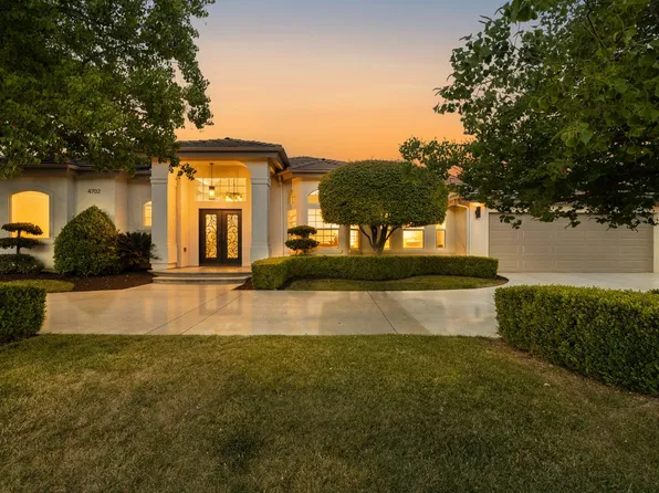 4702 N Fallingwater Ln, Clovis, CA 93619
