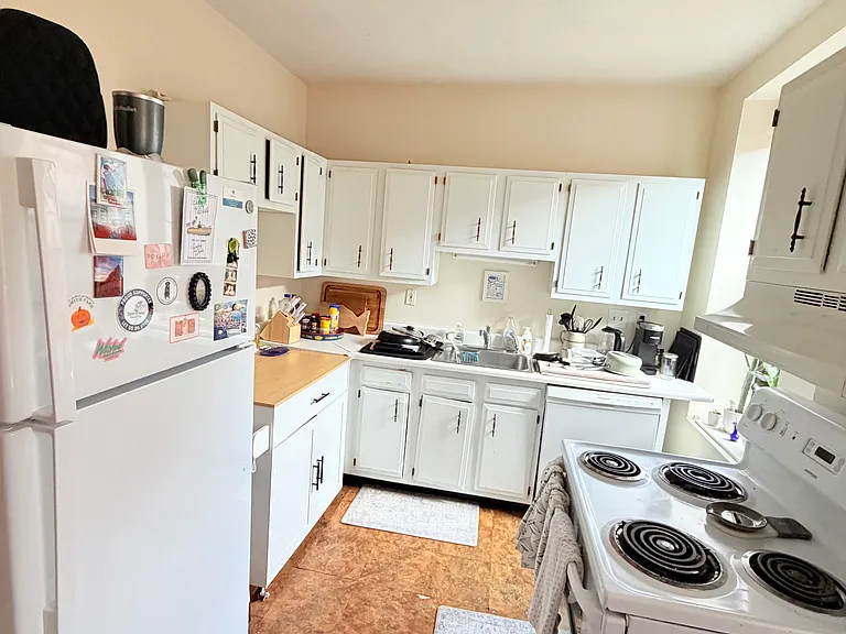33 Wellington St #404 — Photo 9