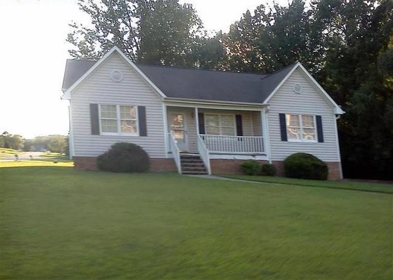 2nd image of 109 Godfrey Ct