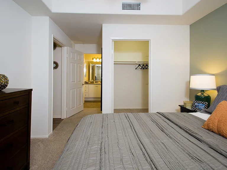 Avila Apartment Homes — Photo 53
