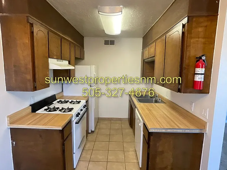 835 State Highway 516 — Photo 10