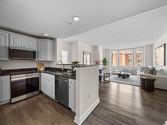 2nd image of 6404 City Pl Unit 6404