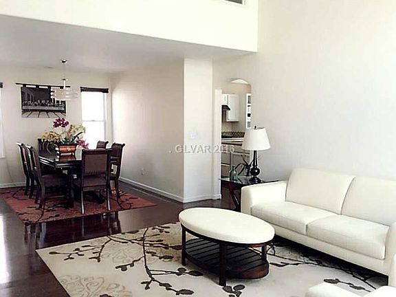 3rd image of 2348 Hunt Club St