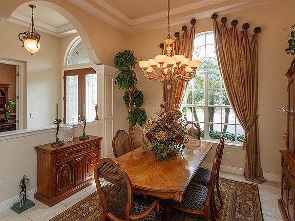 5th image of 3285 Regal Crest Dr