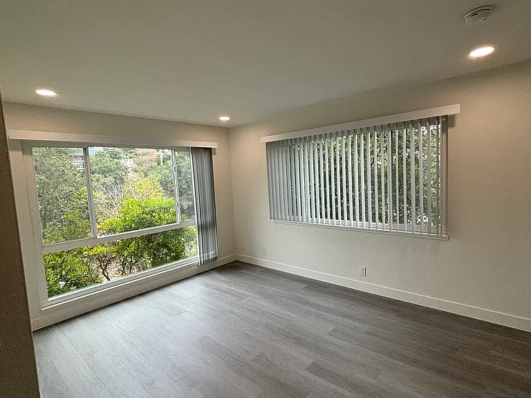 384 Via Casitas — Photo 3