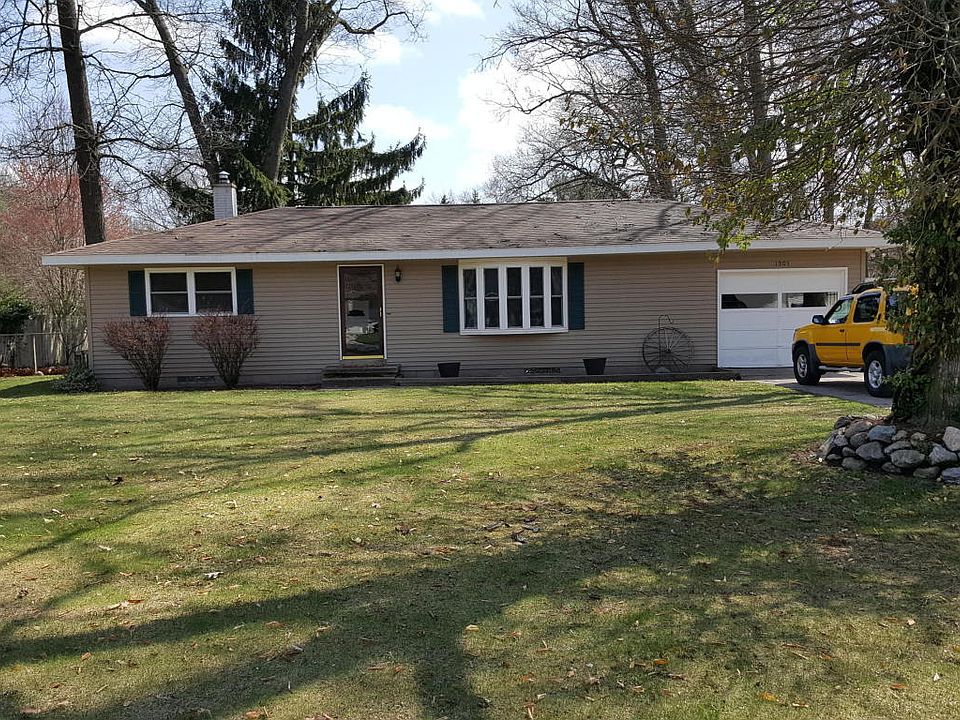 1st image of 1905 Nielwood Dr