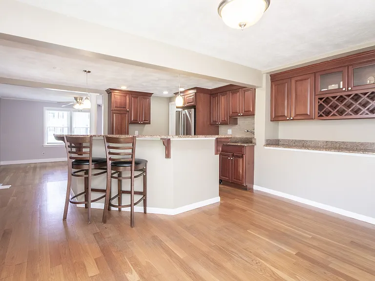 32 Hamilton Rd — Photo 7