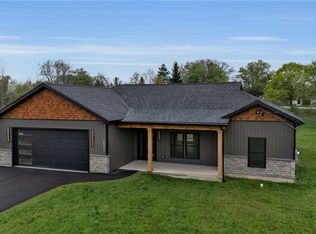 5597 Stone Rd, Lockport, NY 14094