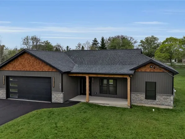 5597 Stone Rd, Lockport, NY 14094