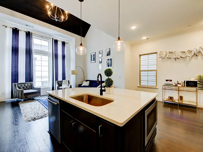 1125 Kirkland Cir — Photo 11