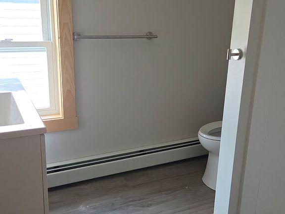 bath with shower